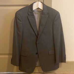 Tommy Hilfiger Mens Gray Suit. 38R Jacket, 32Wx30L pants, 100% wool